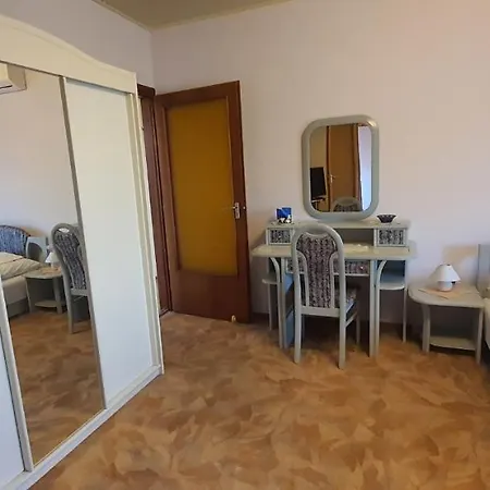 In - Balaton 18987 Keszthely